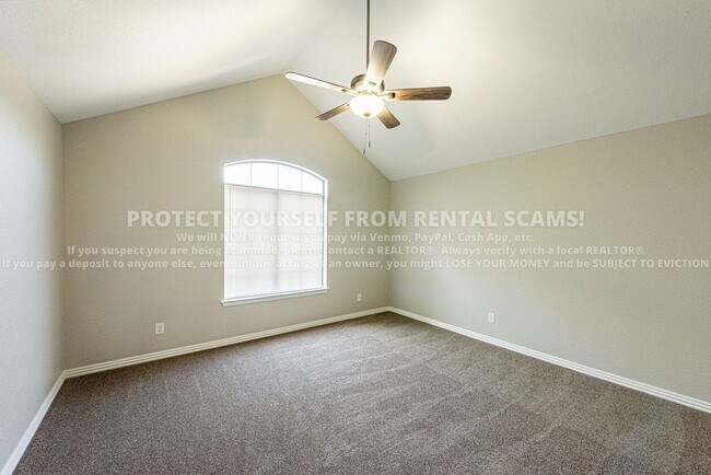 Building Photo - 758 W Breeze Cove