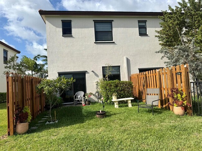 Building Photo - 10020 SW 228th Terrace