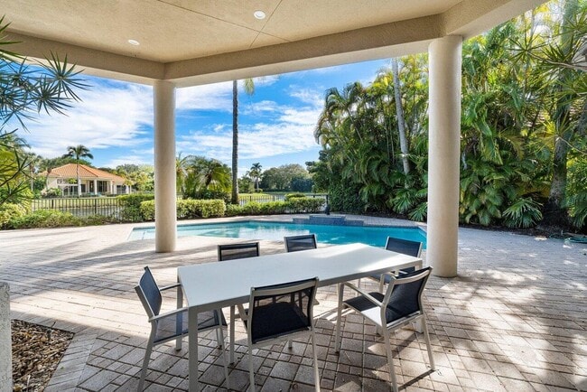 Building Photo - 1009 Grand Isle Terrace