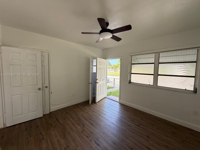 Building Photo - 890 NW 55th St