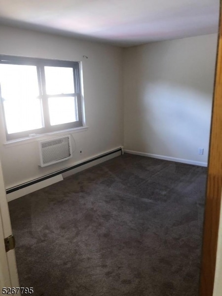 Building Photo - 263 Somerset St