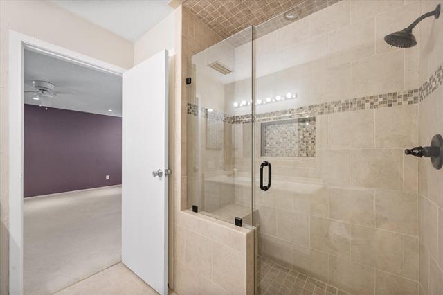 Building Photo - 6 Brook Creek Ct