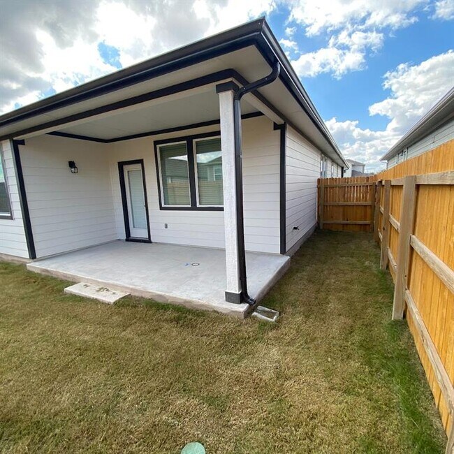 Building Photo - 182 Eagle Mountain Trl1