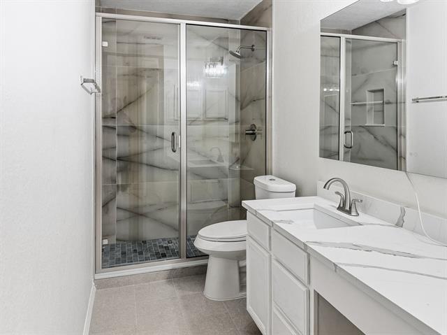 Building Photo - 12214 Peachtree Ln