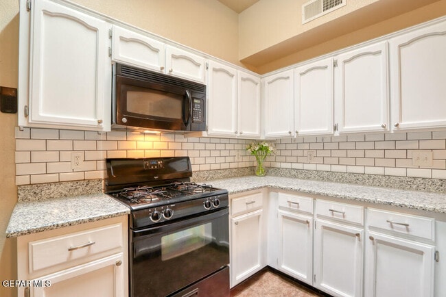 Building Photo - 14241 Smokey Point Dr