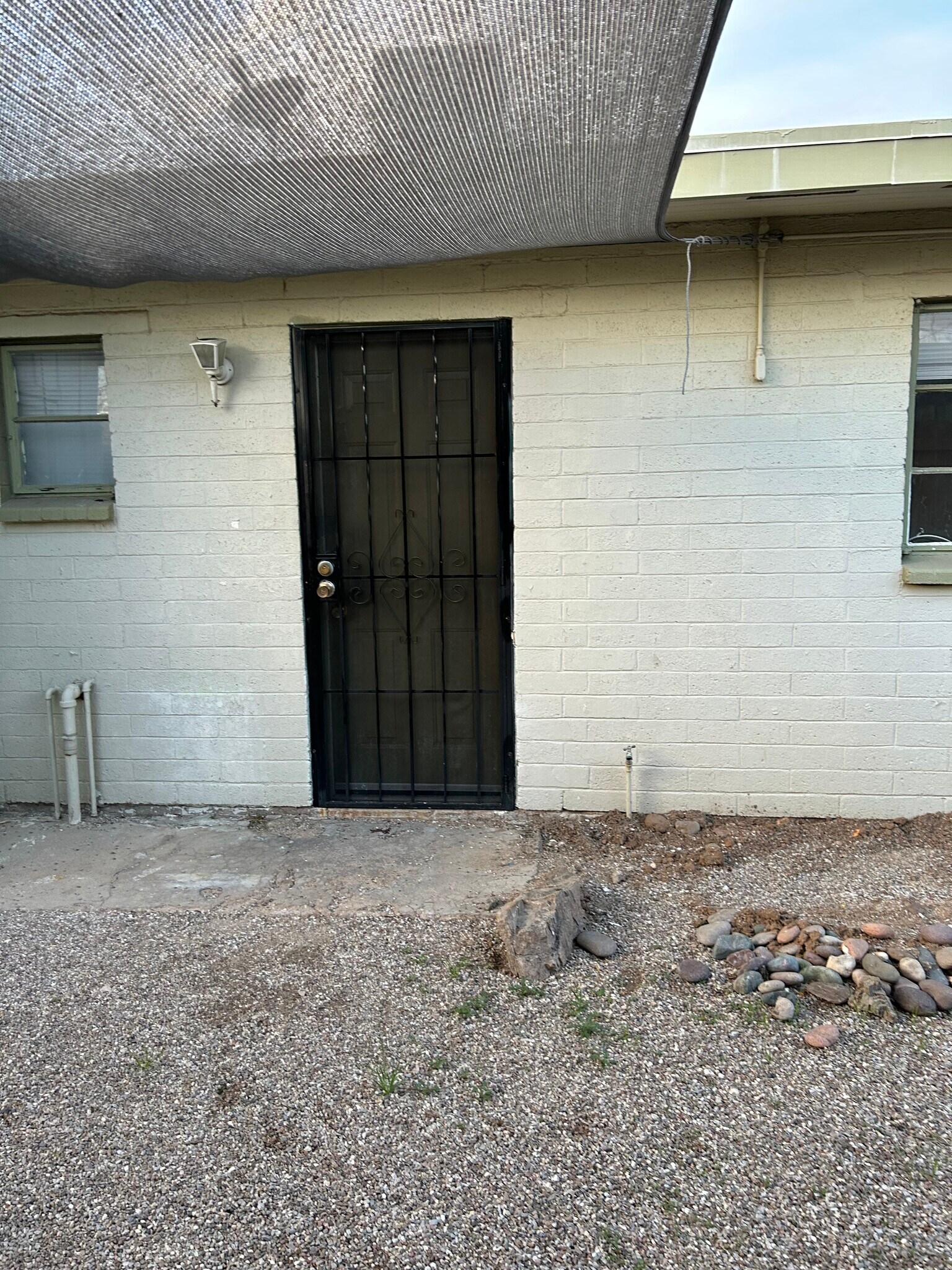 Building Photo - 920 E Freeman Pl