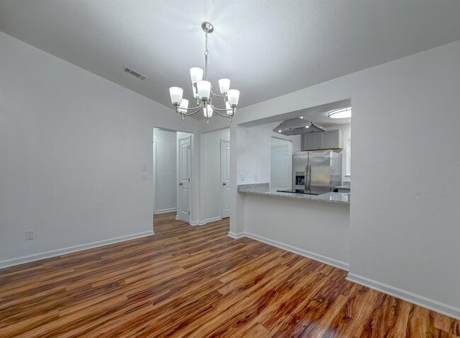 Building Photo - 3022 Homewood Pl