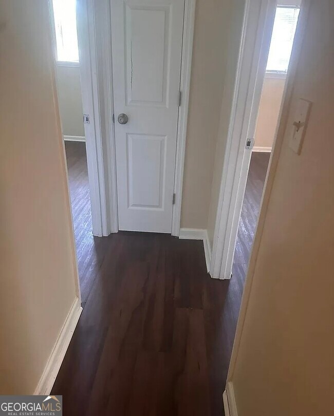 Building Photo - 538 Southgate Ave