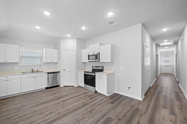 Building Photo - 1434 25th St