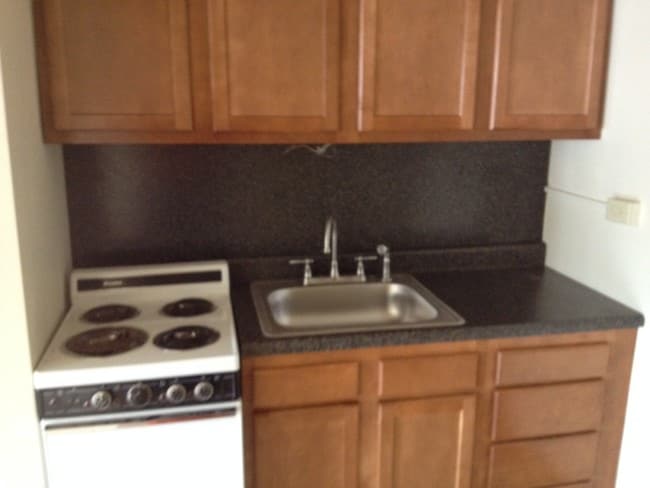 Kitchen - Maverick/Snyder Apartments