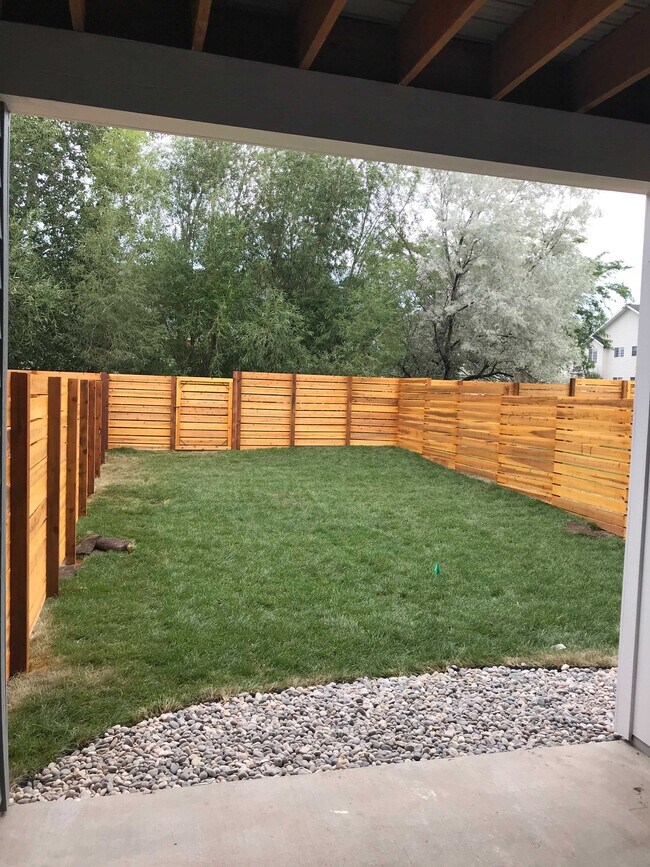 Building Photo - 412 Meriwether Ave