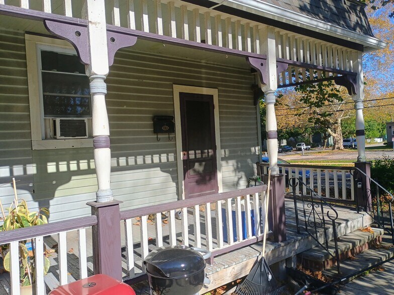 Building Photo - 3801 Whitman Ave