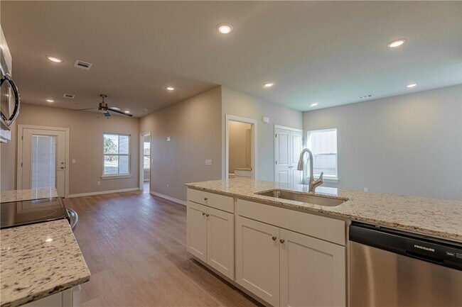 Building Photo - 1603 SW Casuarina Dr