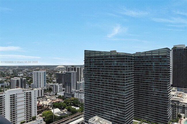 Building Photo - 1300 S Miami Ave