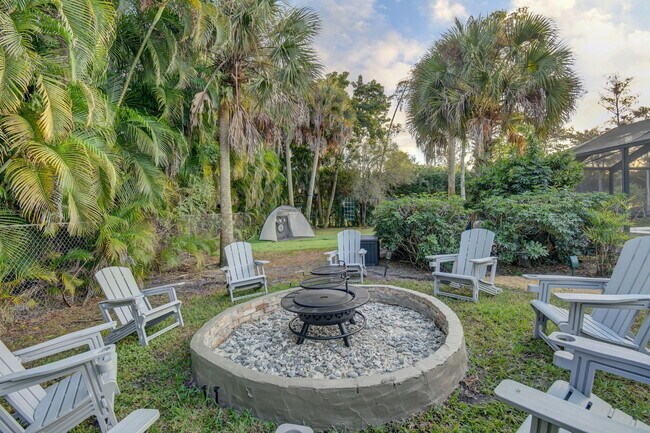 Building Photo - 13302 Doubletree Cir