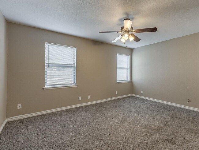 Building Photo - 2131 Jazzman Dr