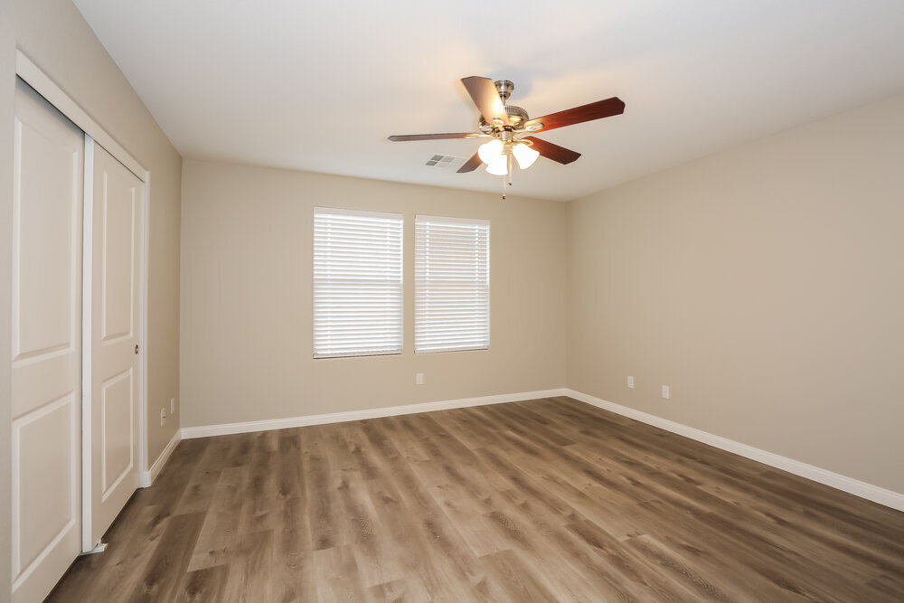 Building Photo - 10823 Mystic Shore Ave