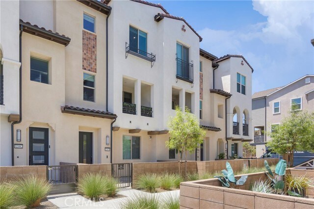 Building Photo - 32078 Paseo Vibrantre