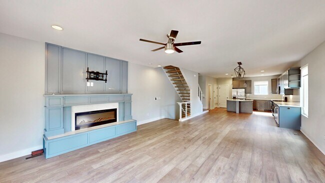 Building Photo - 208 Walnut Ave