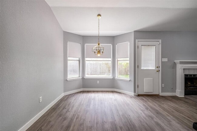 Building Photo - 3413 Ruby Red Dr