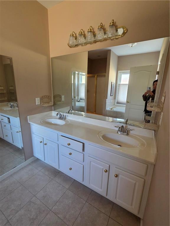 Building Photo - 2590 Harbin Springs Cove