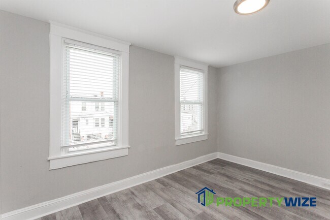 Building Photo - 1814 E 30th St