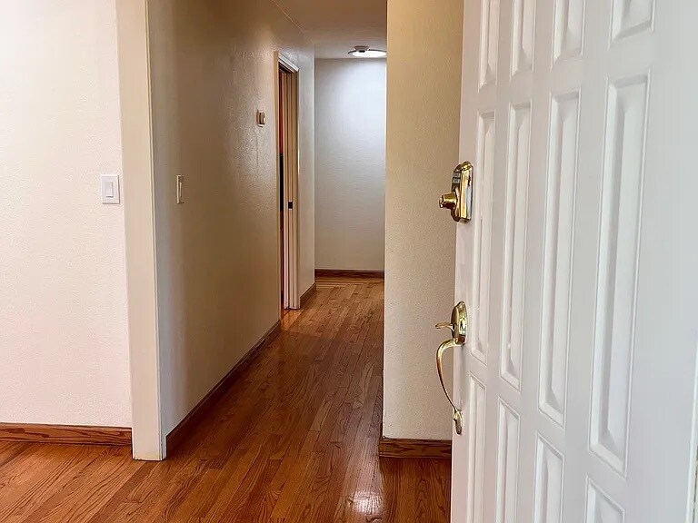 Building Photo - 3120 Silbury Ct