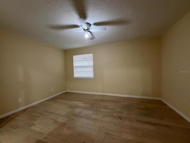 Building Photo - 7501 Gallineta Ct