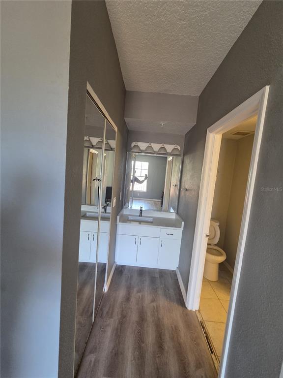 Building Photo - 5572 Metrowest Blvd