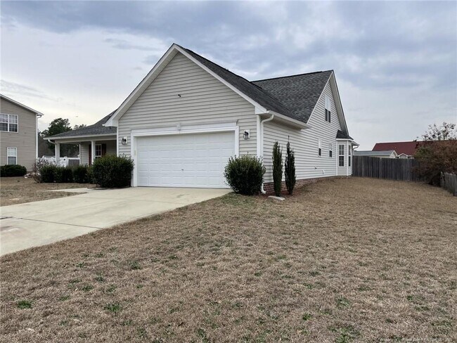 Building Photo - 187 Advance Dr