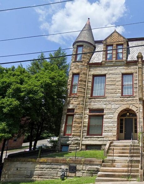 Building Photo - 97 12th St