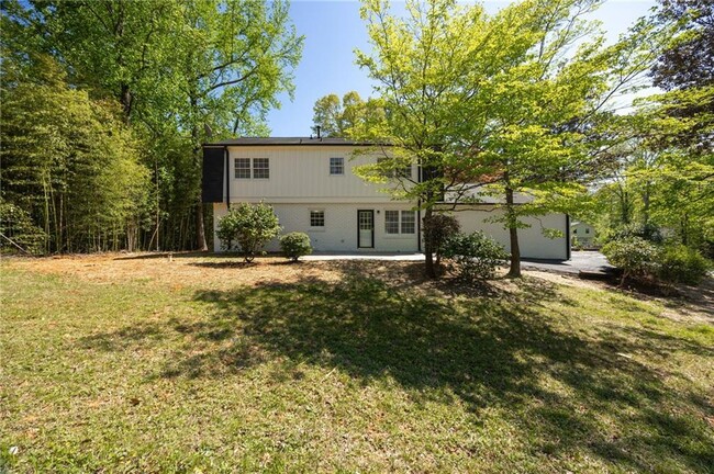 Building Photo - 5231 Sunset Trail