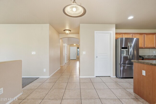 Building Photo - 3032 E Denim Trail