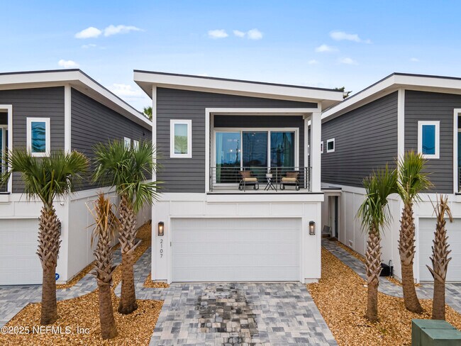 Primary Photo - 2107 Gordon Ave