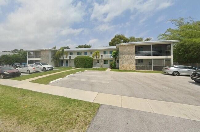 Primary Photo - 115 SW 1st Ave