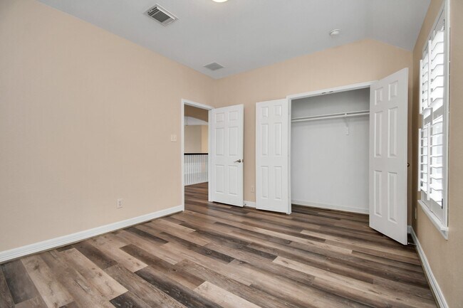 Building Photo - 2923 Manchester Cove