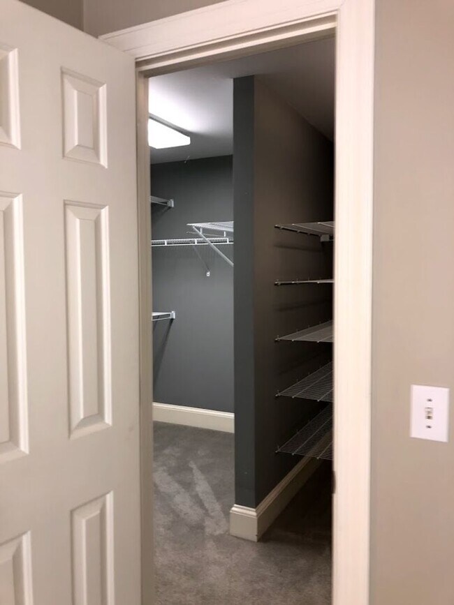 Building Photo - Porters Neck Plantation / Futch Creek Rd