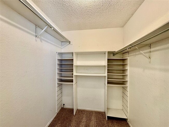 Building Photo - 6300 Westlane