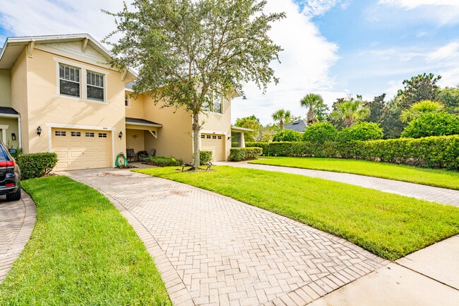 Building Photo - 9859 Tivoli Villa Dr