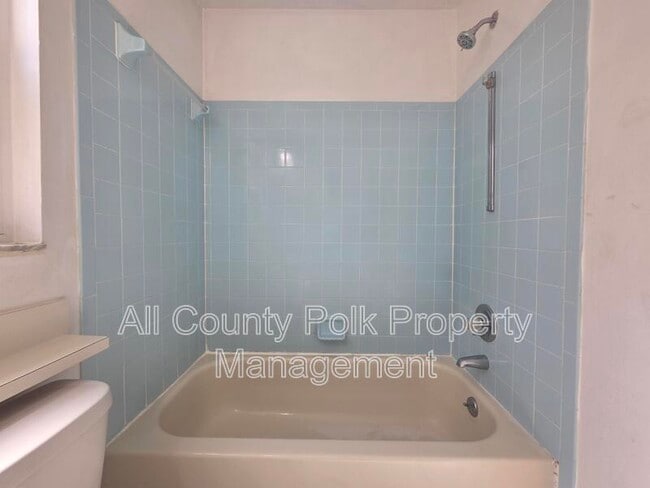 Building Photo - 1410 Bramblewood Dr