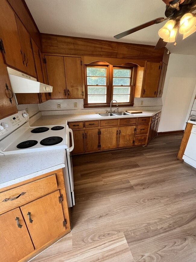 Building Photo - 1006 Hodges Gap Rd