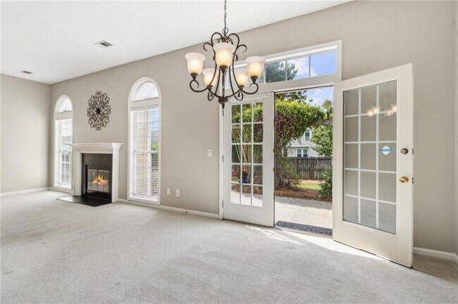 Building Photo - 3325 Berwick Field Dr