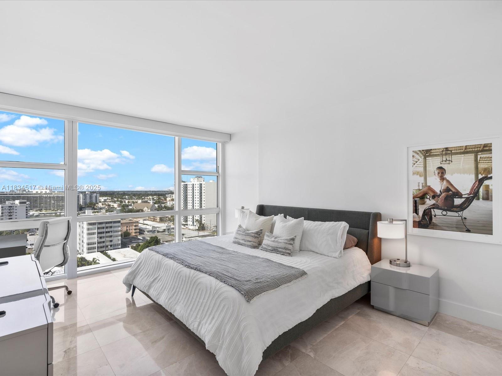 Building Photo - 6801 Collins Ave