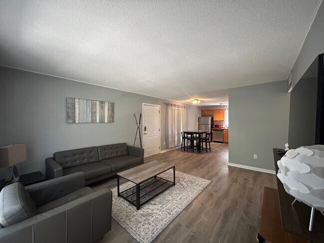 Building Photo - Adorable, Completely Furnished & Updated 2...