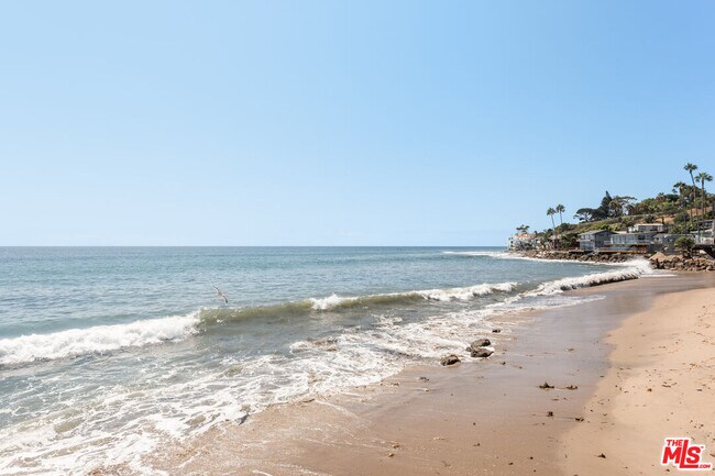 Building Photo - 26664 Seagull Way