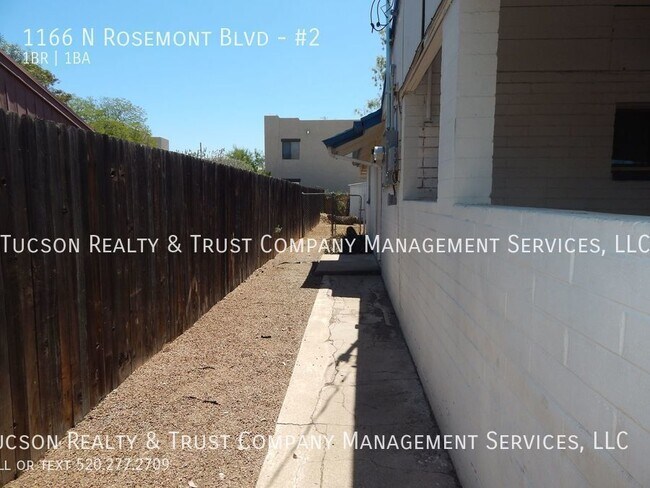 Building Photo - 1166 N Rosemont Blvd