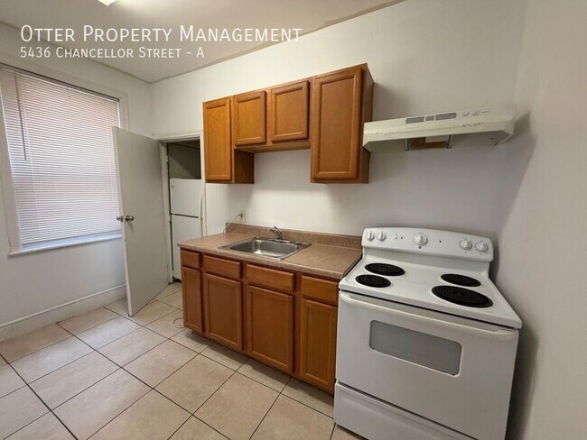 Building Photo - 5436 Chancellor St