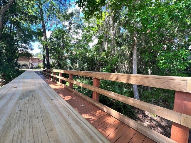 Building Photo - 100 Sweetgum Woods Ct
