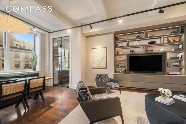 Building Photo - Extra Large Loft Condo in SoHo.