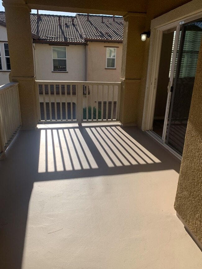 Building Photo - Riverpark Community